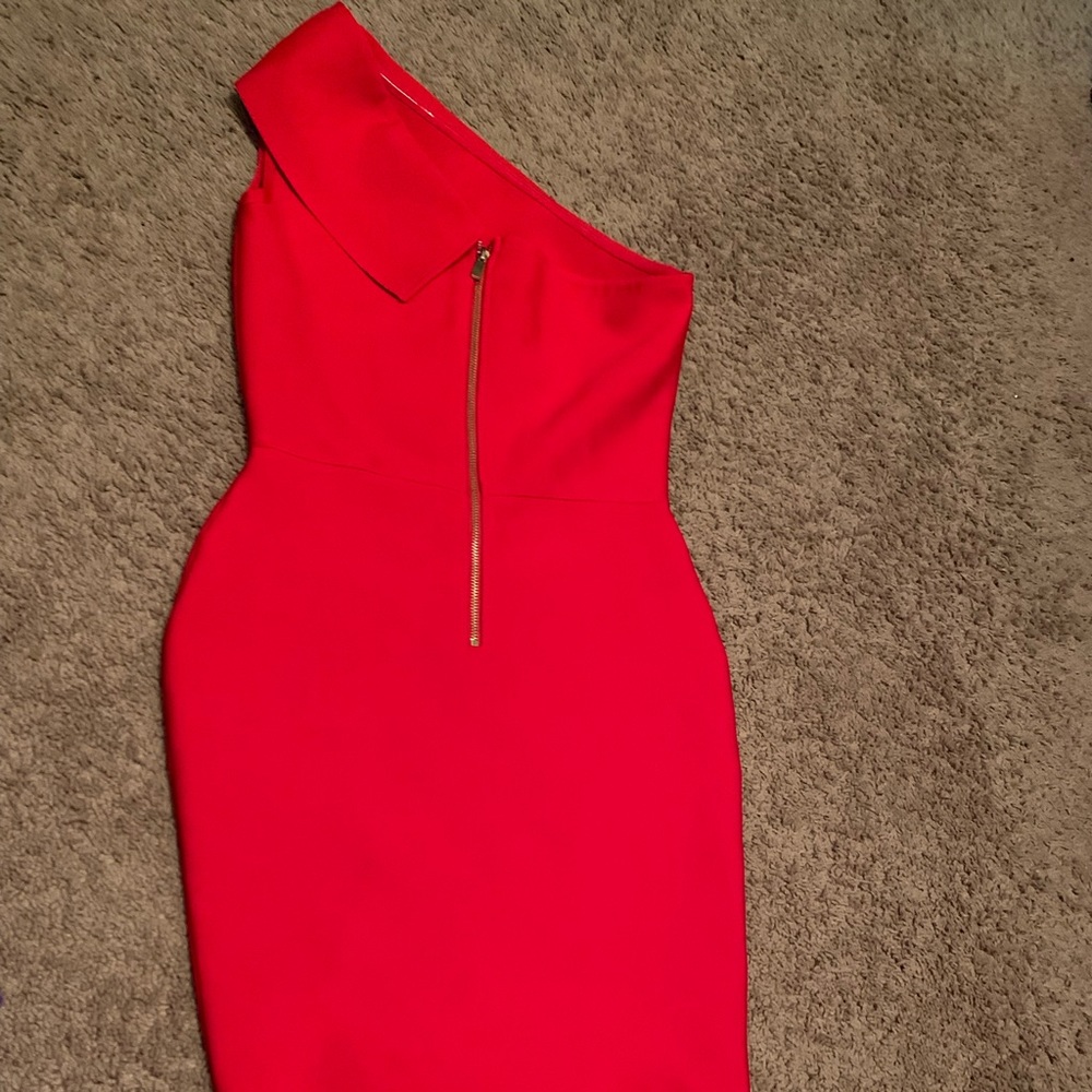 Pretty dress for sale: Never worn!